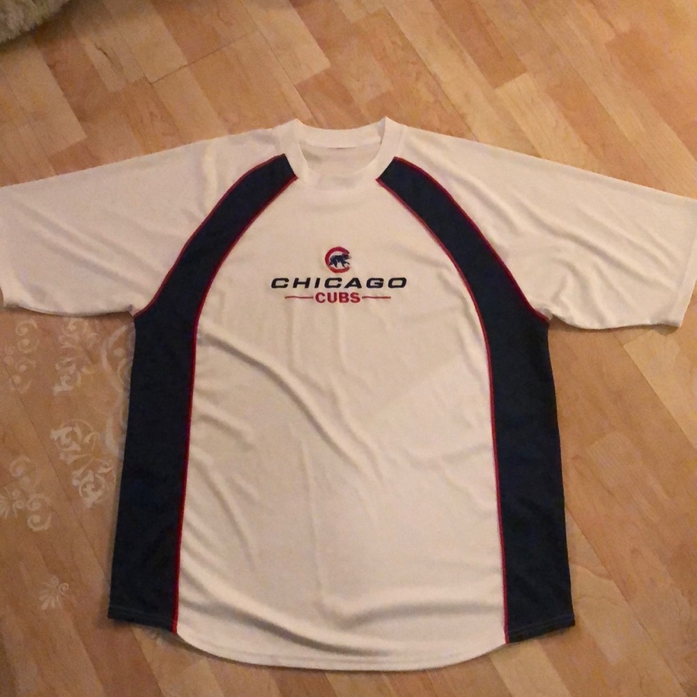 ⚾️Chicago Cubs short sleeve shirt white